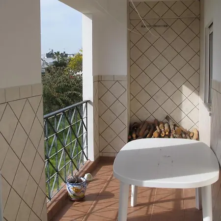 Beach Praia Lota With Unspoilt Sea View And Use Of Pool Lejlighed